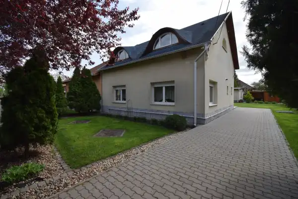 Eladó családi ház, Budapest, XXI. kerület 4 szoba 153 m² 164.9 M Ft