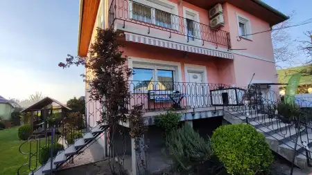 Eladó családi ház, Szigetszentmiklós 4+1 szoba 190 m² 139.9 M Ft